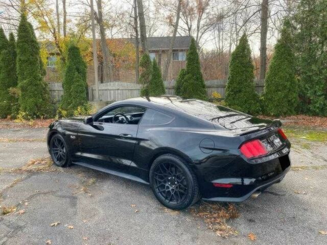 Чорний Форд Мустанг, об'ємом двигуна 5 л та пробігом 150 тис. км за 9000 $, фото 4 на Automoto.ua