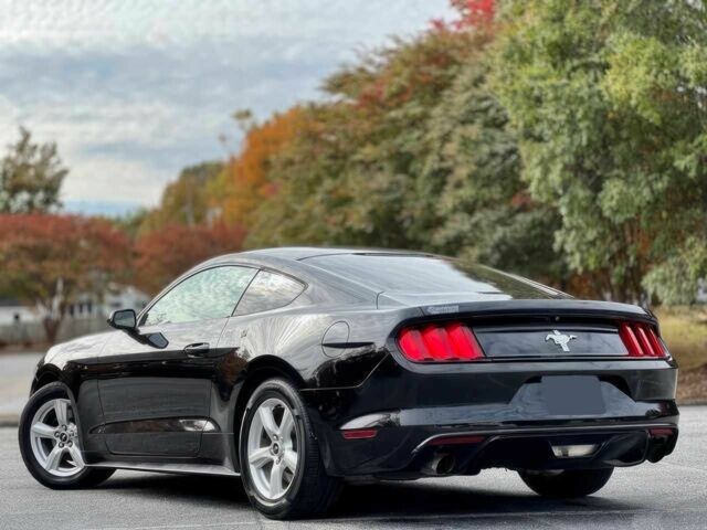 Чорний Форд Мустанг, об'ємом двигуна 3.7 л та пробігом 64 тис. км за 8100 $, фото 7 на Automoto.ua