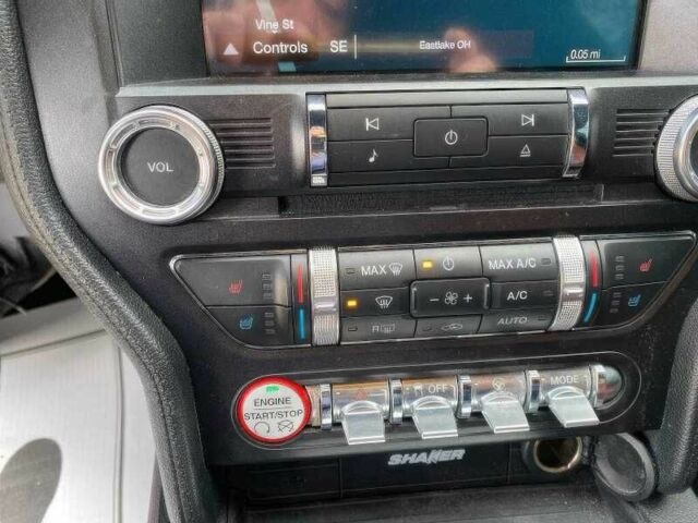 Чорний Форд Мустанг, об'ємом двигуна 5 л та пробігом 150 тис. км за 9000 $, фото 11 на Automoto.ua