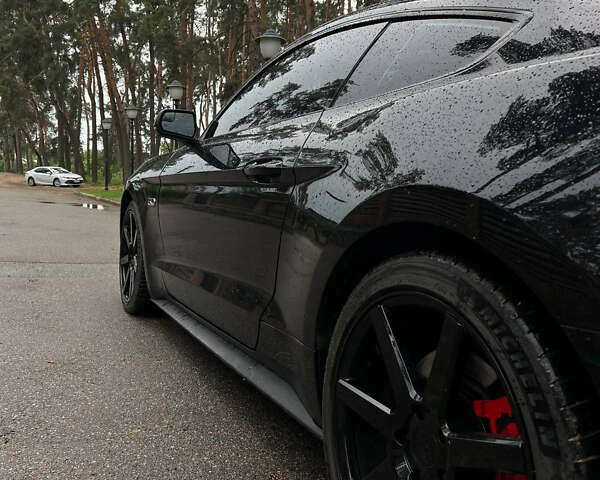 Форд Мустанг 2017 в Чернигове на Automoto.ua Черный Форд Мустанг, объемом двигателя 4.95 л и пробегом 113 тыс. км за 26800 $, фото 39 на Automoto.ua