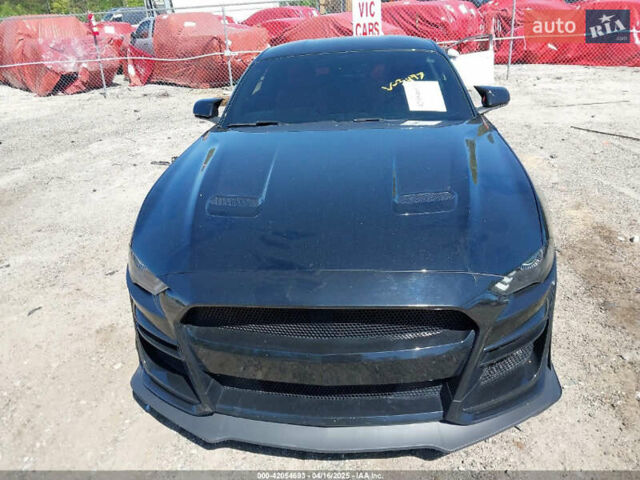 Черный Форд Мустанг, объемом двигателя 2.3 л и пробегом 120 тыс. км за 5300 $, фото 10 на Automoto.ua