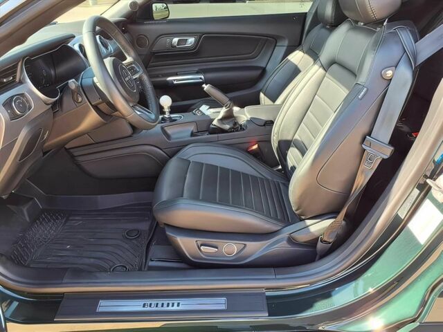 Черный Форд Мустанг, объемом двигателя 5 л и пробегом 44 тыс. км за 12500 $, фото 8 на Automoto.ua