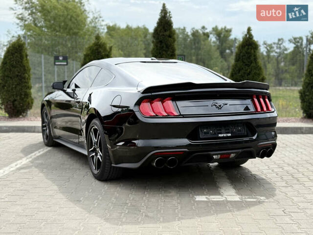 Черный Форд Мустанг, объемом двигателя 2.26 л и пробегом 55 тыс. км за 23999 $, фото 29 на Automoto.ua