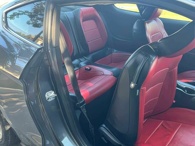 Форд Мустанг 2020 в Киеве на Automoto.ua Черный Форд Мустанг, объемом двигателя 2.3 л и пробегом 34 тыс. км за 5200 $, фото 11 на Automoto.ua