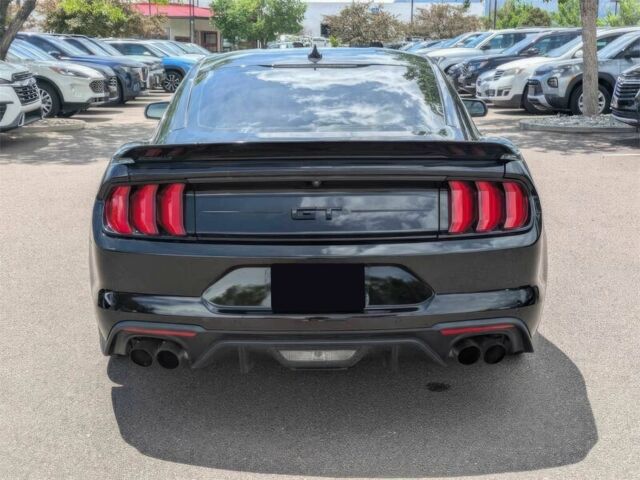 Черный Форд Мустанг, объемом двигателя 5 л и пробегом 22 тыс. км за 14000 $, фото 5 на Automoto.ua