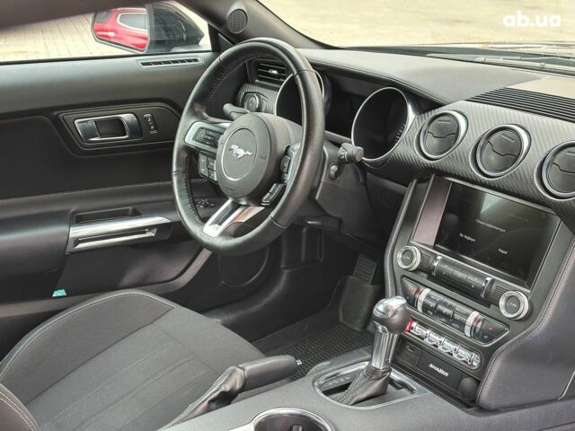 Черный Форд Мустанг, объемом двигателя 2.3 л и пробегом 22 тыс. км за 28940 $, фото 27 на Automoto.ua