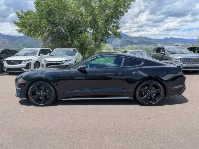 Черный Форд Мустанг, объемом двигателя 5 л и пробегом 22 тыс. км за 14000 $, фото 3 на Automoto.ua