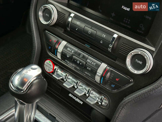 Черный Форд Мустанг, объемом двигателя 2.3 л и пробегом 22 тыс. км за 28990 $, фото 21 на Automoto.ua