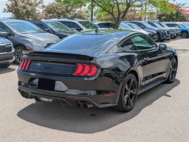 Черный Форд Мустанг, объемом двигателя 5 л и пробегом 22 тыс. км за 14000 $, фото 4 на Automoto.ua