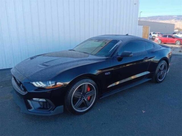 Черный Форд Мустанг, объемом двигателя 5 л и пробегом 15 тыс. км за 11500 $, фото 1 на Automoto.ua