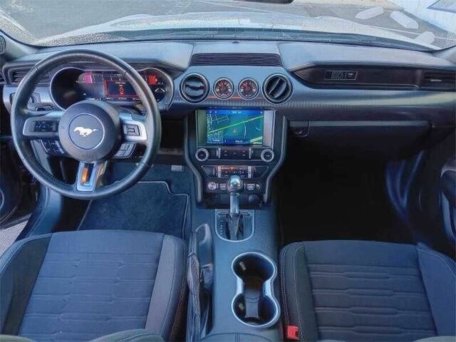 Черный Форд Мустанг, объемом двигателя 5 л и пробегом 15 тыс. км за 11500 $, фото 11 на Automoto.ua