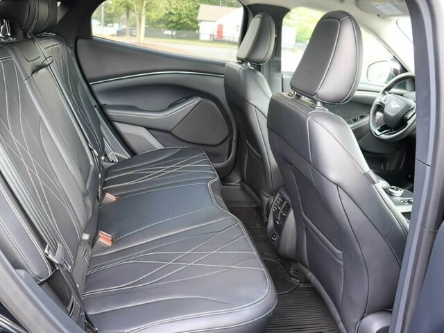 Черный Форд Мустанг, объемом двигателя 0 л и пробегом 19 тыс. км за 10100 $, фото 11 на Automoto.ua