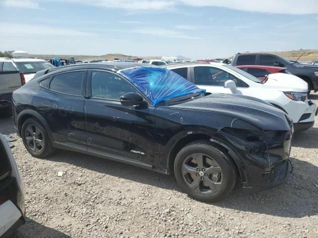 Черный Форд Мустанг, объемом двигателя 0 л и пробегом 90 тыс. км за 16000 $, фото 4 на Automoto.ua