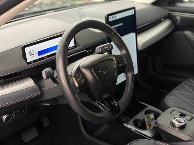 Черный Форд Мустанг, объемом двигателя 0 л и пробегом 49 тыс. км за 26790 $, фото 10 на Automoto.ua