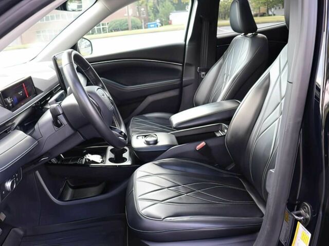 Черный Форд Мустанг, объемом двигателя 0 л и пробегом 19 тыс. км за 10100 $, фото 6 на Automoto.ua