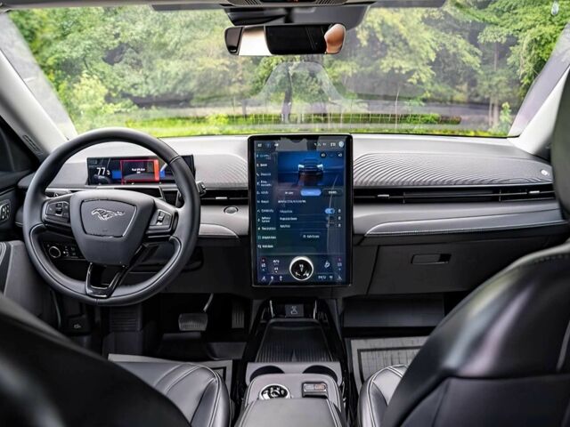 Черный Форд Мустанг, объемом двигателя 0 л и пробегом 10 тыс. км за 8540 $, фото 6 на Automoto.ua