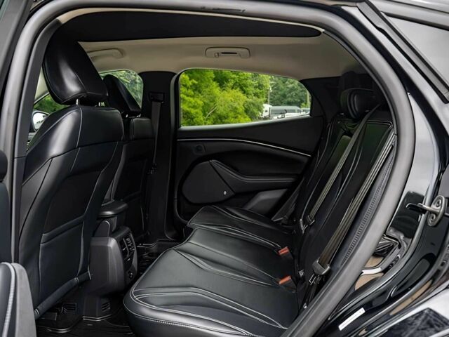 Черный Форд Мустанг, объемом двигателя 0 л и пробегом 10 тыс. км за 8540 $, фото 8 на Automoto.ua