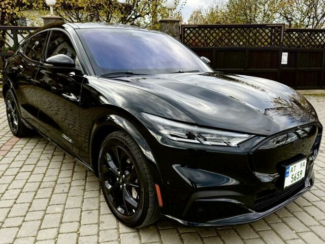 Черный Форд Мустанг, объемом двигателя 0 л и пробегом 21 тыс. км за 29500 $, фото 1 на Automoto.ua