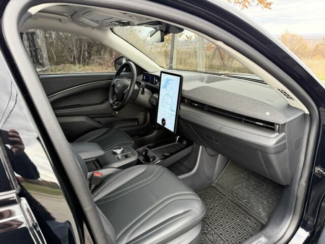 Черный Форд Мустанг, объемом двигателя 0 л и пробегом 21 тыс. км за 29500 $, фото 4 на Automoto.ua