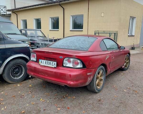 Красный Форд Мустанг, объемом двигателя 3.8 л и пробегом 120 тыс. км за 2450 $, фото 2 на Automoto.ua