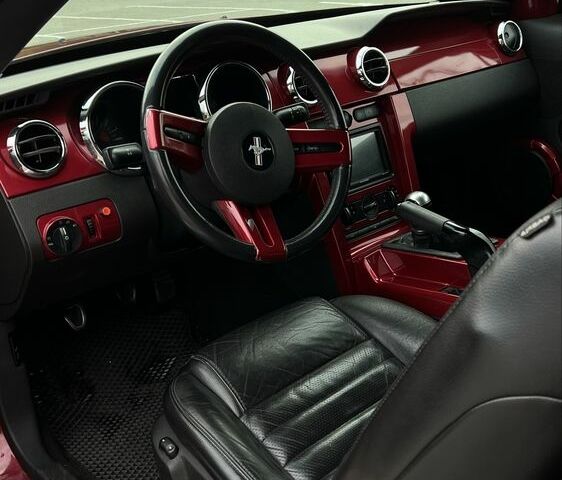 Форд Мустанг 2006 в Вишневом на Automoto.ua Красный Форд Мустанг, объемом двигателя 4.6 л и пробегом 110 тыс. км за 10500 $, фото 6 на Automoto.ua