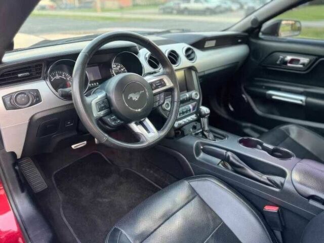 Червоний Форд Мустанг, об'ємом двигуна 5 л та пробігом 119 тис. км за 9500 $, фото 8 на Automoto.ua