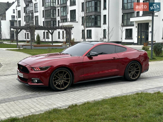 Красный Форд Мустанг, объемом двигателя 2.26 л и пробегом 119 тыс. км за 16400 $, фото 15 на Automoto.ua