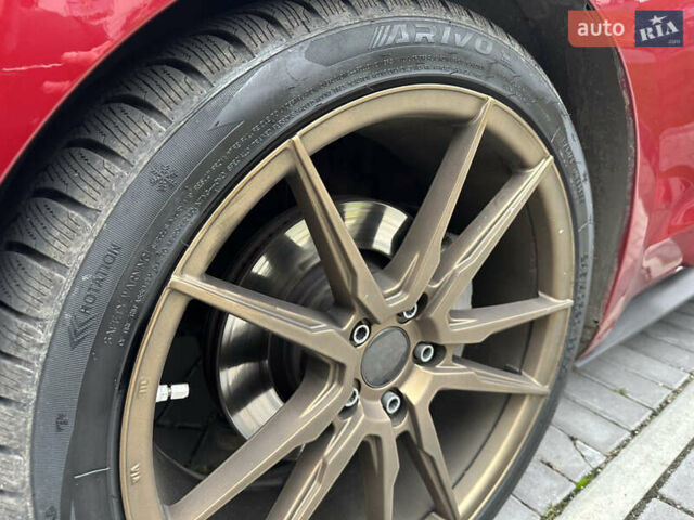 Красный Форд Мустанг, объемом двигателя 2.26 л и пробегом 119 тыс. км за 16400 $, фото 32 на Automoto.ua