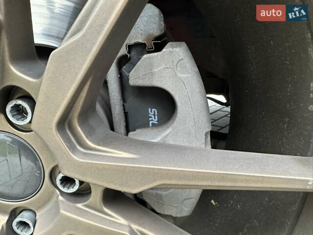 Красный Форд Мустанг, объемом двигателя 2.26 л и пробегом 119 тыс. км за 16400 $, фото 33 на Automoto.ua