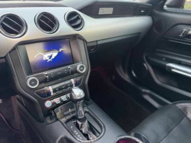 Червоний Форд Мустанг, об'ємом двигуна 5 л та пробігом 119 тис. км за 9500 $, фото 14 на Automoto.ua