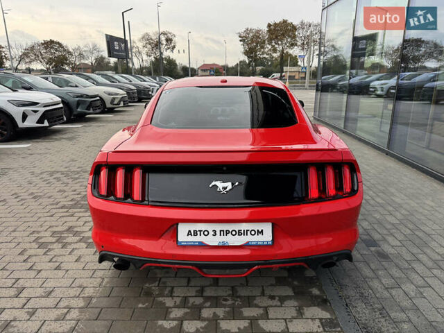 Красный Форд Мустанг, объемом двигателя 2.26 л и пробегом 169 тыс. км за 13900 $, фото 8 на Automoto.ua