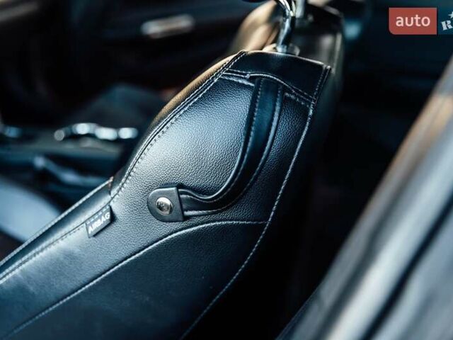 Червоний Форд Мустанг, об'ємом двигуна 2.3 л та пробігом 76 тис. км за 17300 $, фото 33 на Automoto.ua