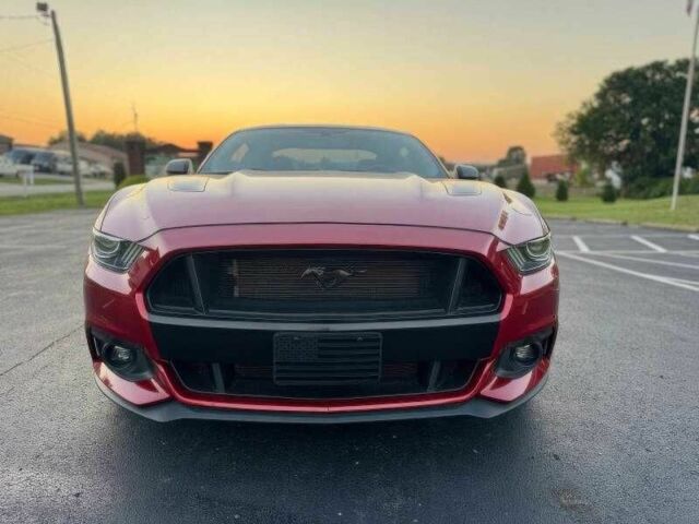 Червоний Форд Мустанг, об'ємом двигуна 5 л та пробігом 119 тис. км за 9500 $, фото 1 на Automoto.ua