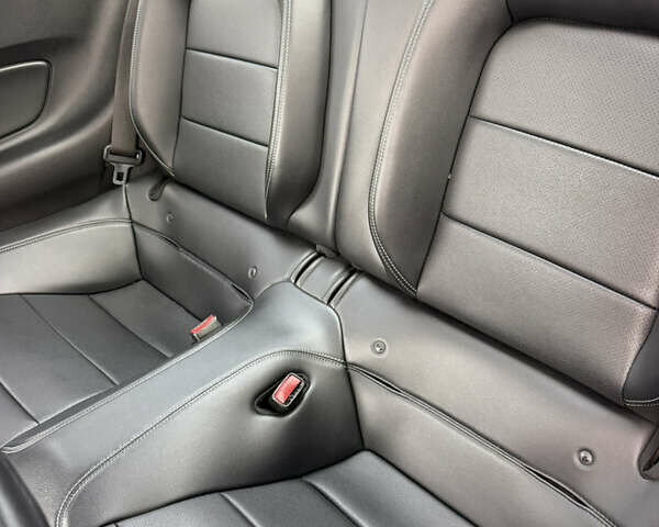 Красный Форд Мустанг, объемом двигателя 2.3 л и пробегом 127 тыс. км за 16500 $, фото 18 на Automoto.ua