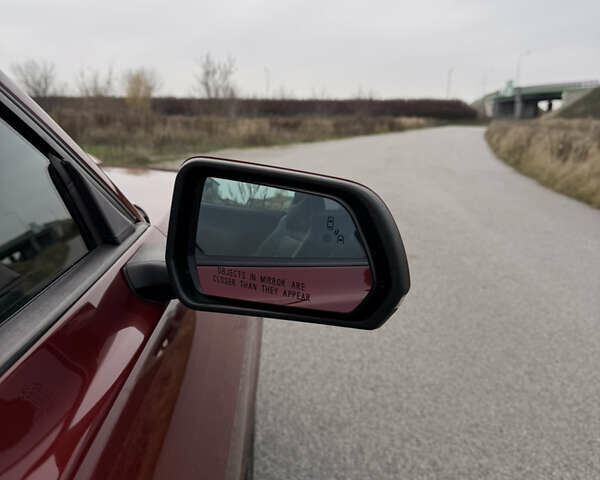 Красный Форд Мустанг, объемом двигателя 2.3 л и пробегом 127 тыс. км за 16500 $, фото 19 на Automoto.ua