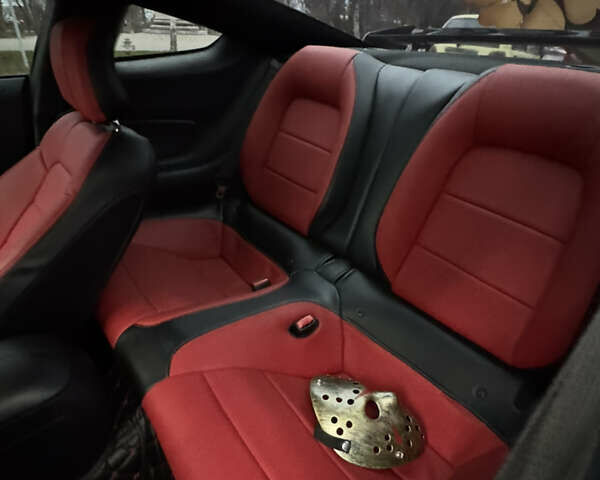 Червоний Форд Мустанг, об'ємом двигуна 2.3 л та пробігом 198 тис. км за 19500 $, фото 10 на Automoto.ua