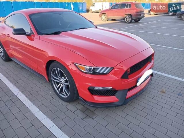 Красный Форд Мустанг, объемом двигателя 2.3 л и пробегом 78 тыс. км за 16700 $, фото 3 на Automoto.ua