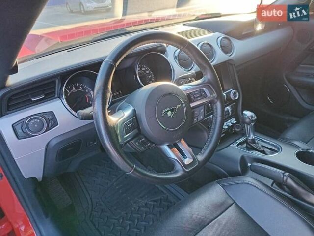 Красный Форд Мустанг, объемом двигателя 2.3 л и пробегом 78 тыс. км за 16700 $, фото 15 на Automoto.ua