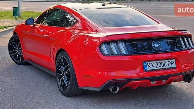Красный Форд Мустанг, объемом двигателя 2.26 л и пробегом 59 тыс. км за 22000 $, фото 13 на Automoto.ua