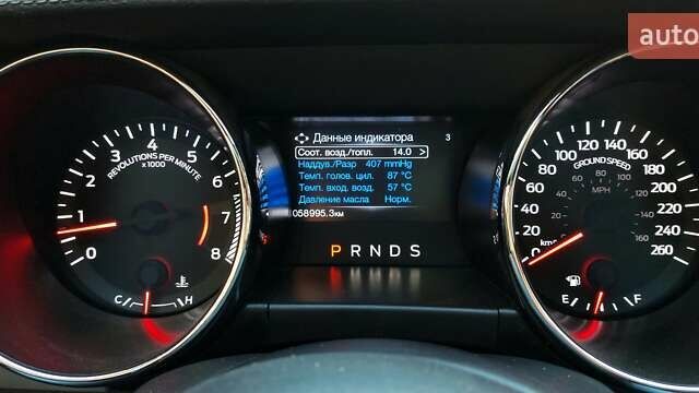 Красный Форд Мустанг, объемом двигателя 2.26 л и пробегом 59 тыс. км за 22000 $, фото 11 на Automoto.ua