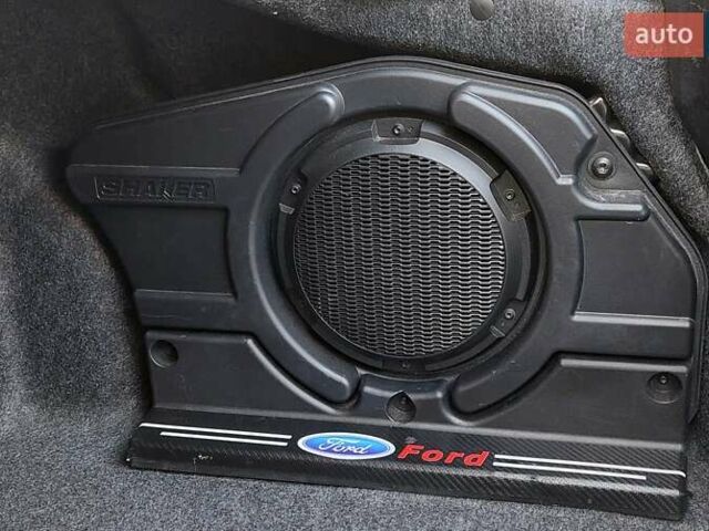 Красный Форд Мустанг, объемом двигателя 2.26 л и пробегом 59 тыс. км за 22000 $, фото 8 на Automoto.ua