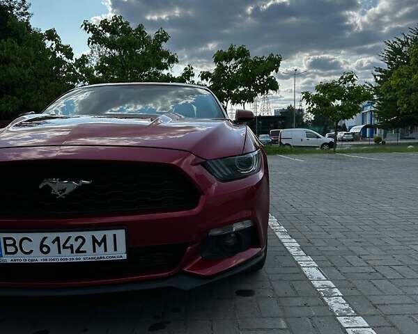Красный Форд Мустанг, объемом двигателя 2.26 л и пробегом 74 тыс. км за 17500 $, фото 25 на Automoto.ua