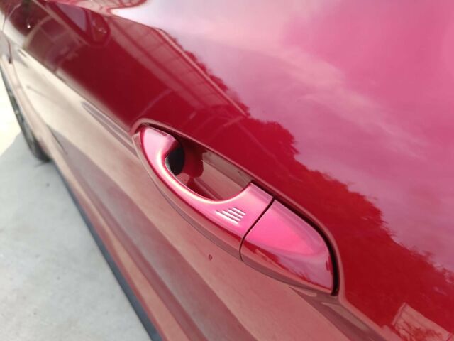 Красный Форд Мустанг, объемом двигателя 3.7 л и пробегом 207 тыс. км за 17990 $, фото 9 на Automoto.ua