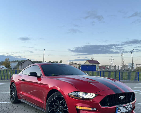 Красный Форд Мустанг, объемом двигателя 2.3 л и пробегом 102 тыс. км за 27500 $, фото 4 на Automoto.ua