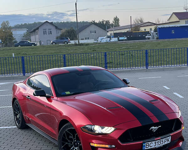 Красный Форд Мустанг, объемом двигателя 2.3 л и пробегом 102 тыс. км за 27500 $, фото 2 на Automoto.ua