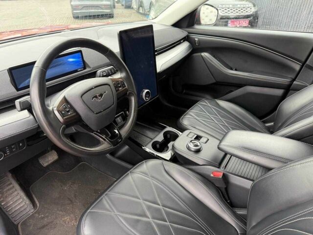 Форд Мустанг 2022 в Луцке на Automoto.ua Красный Форд Мустанг, объемом двигателя 0 л и пробегом 105 тыс. км за 19500 $, фото 4 на Automoto.ua