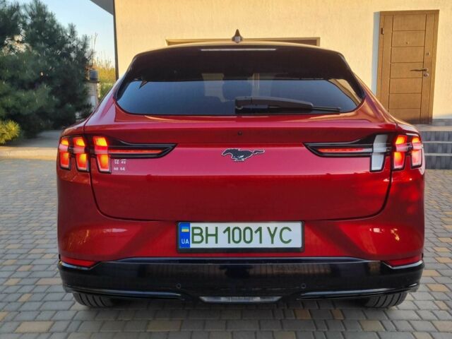 Красный Форд Мустанг, объемом двигателя 0 л и пробегом 55 тыс. км за 27000 $, фото 2 на Automoto.ua
