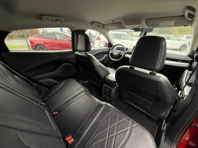 Форд Мустанг 2022 в Луцке на Automoto.ua Красный Форд Мустанг, объемом двигателя 0 л и пробегом 105 тыс. км за 19500 $, фото 5 на Automoto.ua