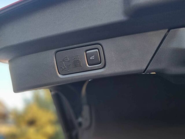 Красный Форд Мустанг, объемом двигателя 0 л и пробегом 55 тыс. км за 27000 $, фото 16 на Automoto.ua