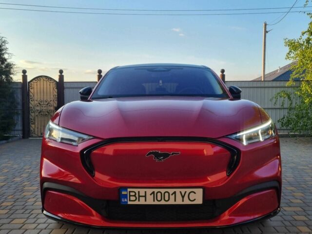 Красный Форд Мустанг, объемом двигателя 0 л и пробегом 55 тыс. км за 27000 $, фото 3 на Automoto.ua